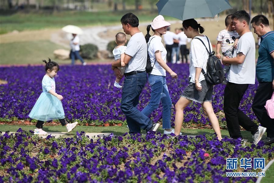 (新華全媒頭條·圖文互動(dòng))(6)大美中國(guó)看活力——來(lái)自國(guó)慶黃金周的一線觀察