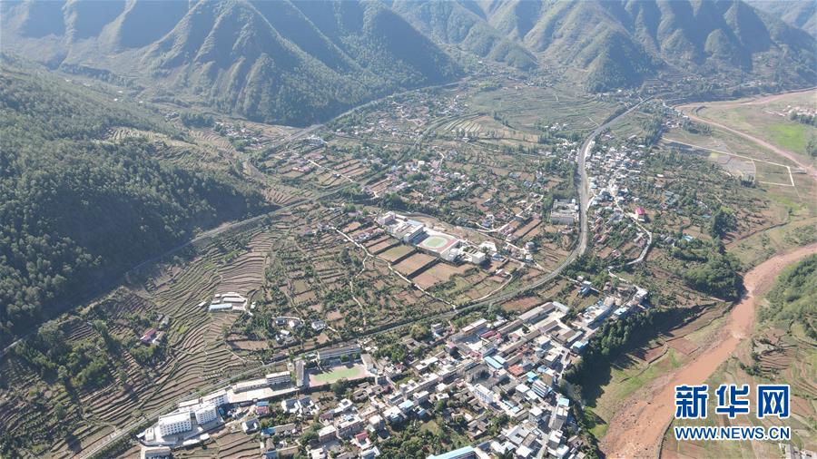 （坐著高鐵看中國&middot;圖文互動(dòng)）（4）走成昆，感受闖過禁區(qū)的光影記錄