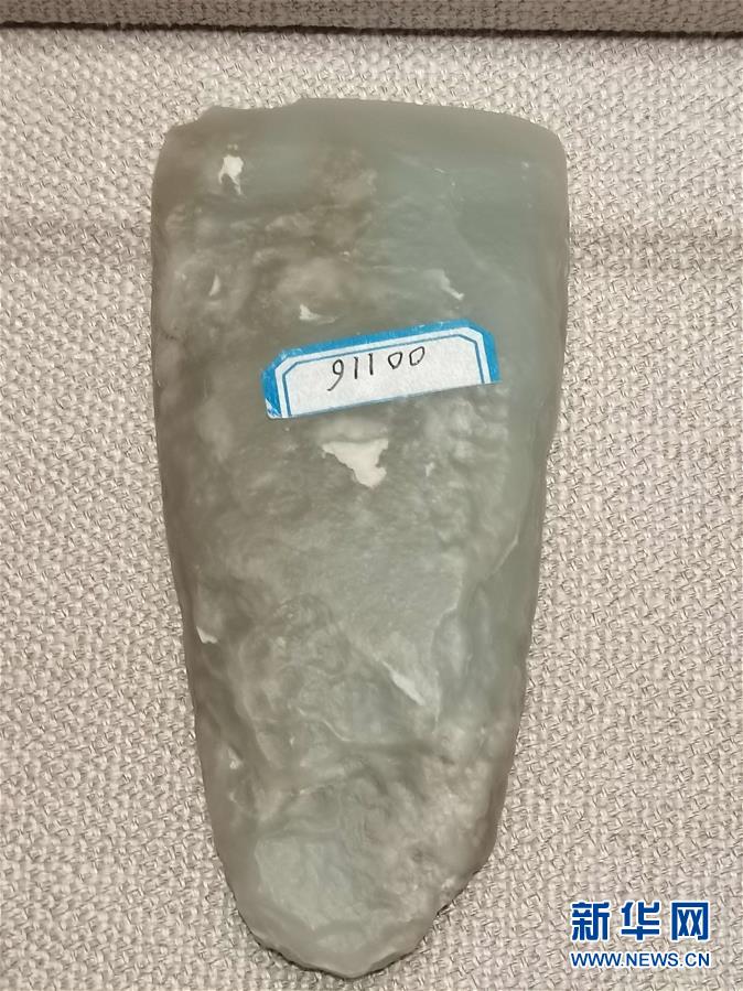 （文化視點(diǎn)&middot;聽文物講故事&middot;圖文互動(dòng)）（2）豪橫！古人扛著玉斧在羅布泊打獵