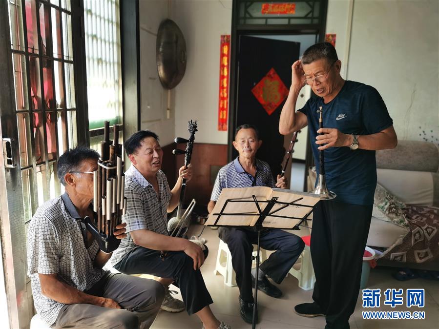 （來自一線的調(diào)查報(bào)告&middot;圖文互動(dòng)）（2）從送文化、種文化到創(chuàng)文化&mdash;&mdash;解碼鄉(xiāng)村文化振興的河南探索