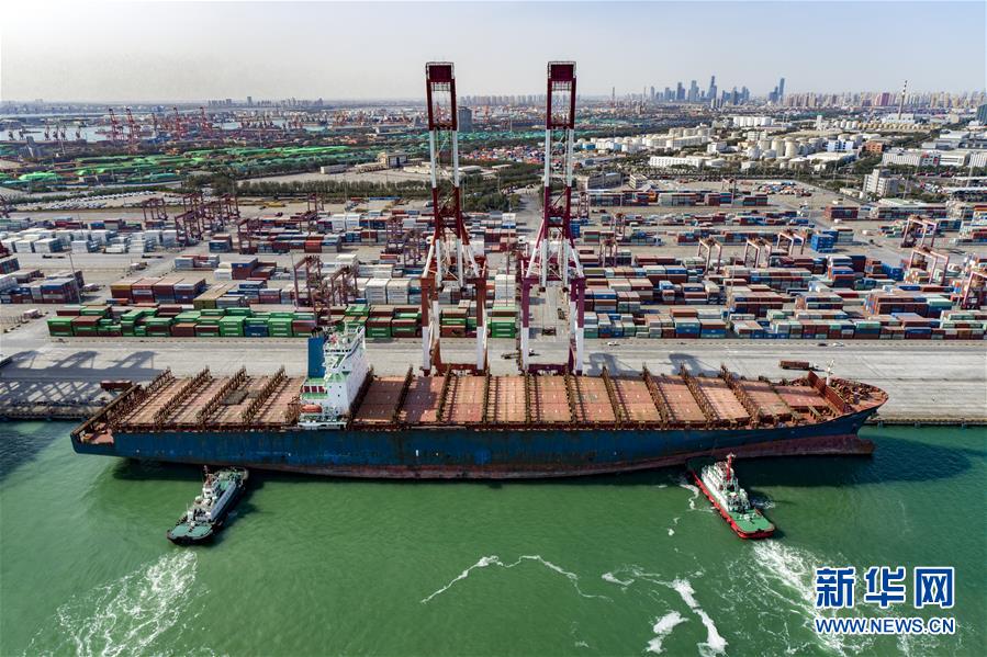 (新華全媒頭條·圖文互動)(7)歷史交匯點上的宏偉藍(lán)圖 ——《中共中央關(guān)于制定國民經(jīng)濟(jì)和社會發(fā)展第十四個五年規(guī)劃和二〇三五年遠(yuǎn)景目標(biāo)的建議》誕生記