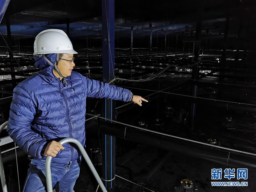 （青春的夢(mèng)想 青春的奮斗&middot;圖文互動(dòng)）（2）年輕，就要無(wú)悔擔(dān)當(dāng)&mdash;&mdash;青春在奉獻(xiàn)中閃光