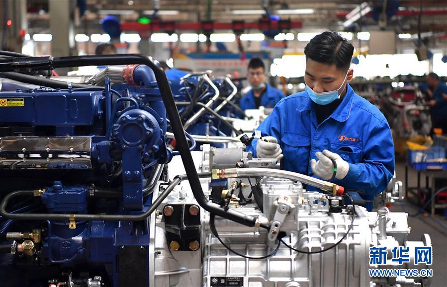 （新華全媒頭條&middot;五中全會精神在基層&middot;圖文互動）（5）奮發(fā)新青年　逐夢新征程&mdash;&mdash;各地青年學(xué)習(xí)貫徹落實五中全會精神觀察