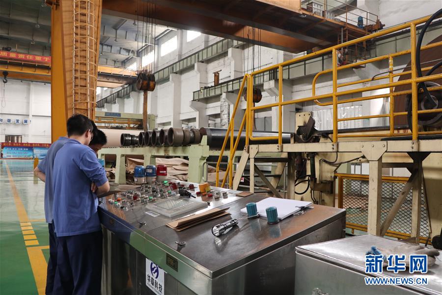 (全面建成小康社會“百城千縣萬村調(diào)研行”·圖文互動)(2)產(chǎn)業(yè)強(qiáng)起來 精神富起來——廣東潢涌“落后地”變“明星村”的小康之路