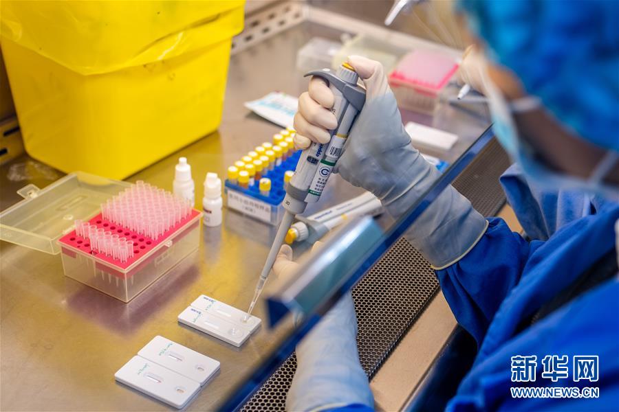 (新華全媒頭條·圖文互動)(5)不放棄每一位病患——抗艾一線工作者群像掃描