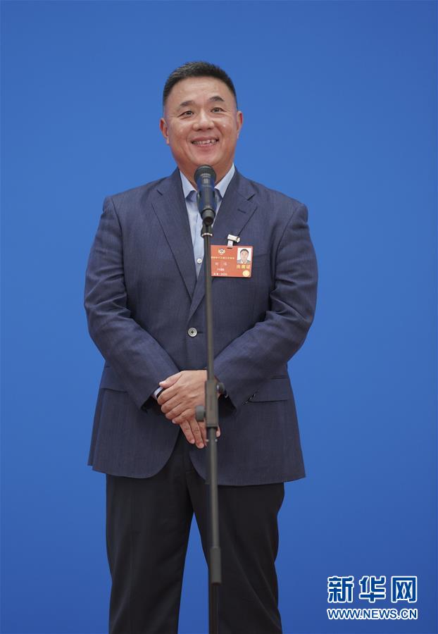 （兩會(huì)&middot;政協(xié)開(kāi)幕&middot;XHDW）（6）接受采訪