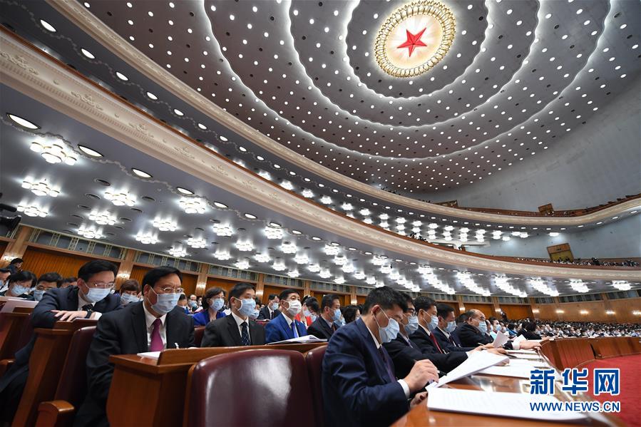 （兩會(huì)&middot;XHDW）（12）十三屆全國(guó)人大三次會(huì)議舉行第二次全體會(huì)議