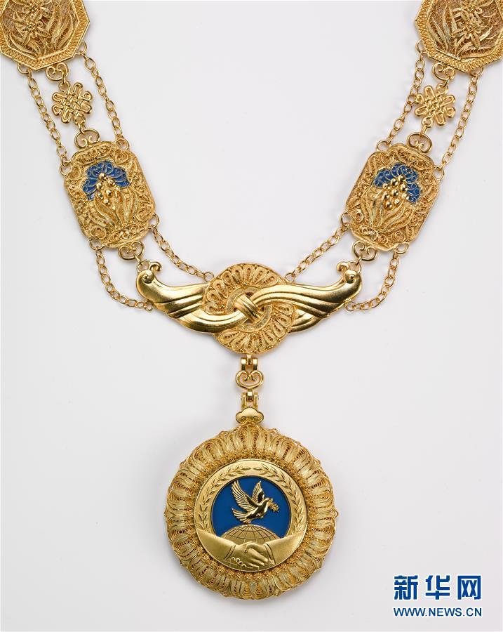 (時(shí)政)(3)中華人民共和國國家勛章和國家榮譽(yù)稱號頒授儀式將隆重舉行