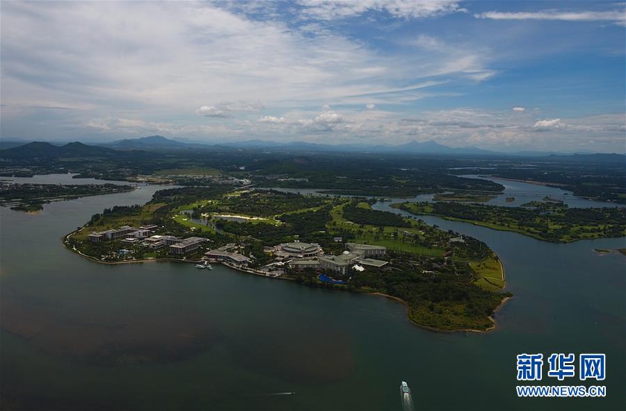 （在習(xí)近平新時(shí)代中國(guó)特色社會(huì)主義思想指引下&mdash;&mdash;新時(shí)代新作為新篇章&middot;總書(shū)記關(guān)切開(kāi)放事&middot;圖文互動(dòng)）（4）開(kāi)放的故事講不完&mdash;&mdash;海南開(kāi)放再&ldquo;提速&rdquo;