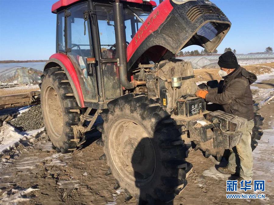 （在習(xí)近平新時代中國特色社會主義思想指引下&mdash;&mdash;新時代新作為新篇章&middot;習(xí)近平總書記關(guān)切事&middot;圖文互動）（7）為農(nóng)田注入硬核生產(chǎn)力&mdash;&mdash;一些地方春耕中農(nóng)業(yè)科技創(chuàng)新掃描