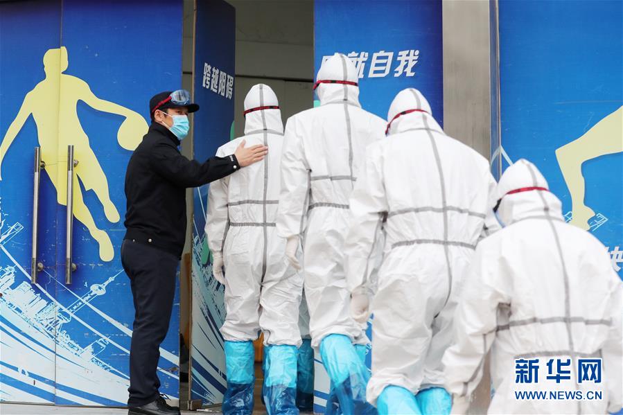 （習近平致敬的戰(zhàn)&ldquo;疫&rdquo;英雄&middot;公安干警篇&middot;圖文互動）（2）他們，抗疫一線鑄警魂