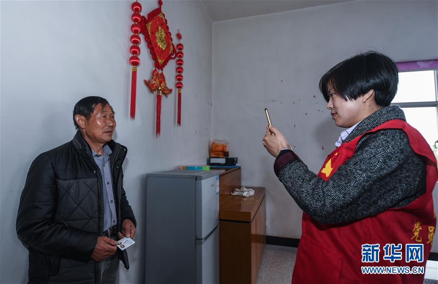 (新華全媒頭條·總書(shū)記推動(dòng)的改革身邊事·行政體制改革篇·圖文互動(dòng))(10)特寫(xiě):追問(wèn)“一件事”