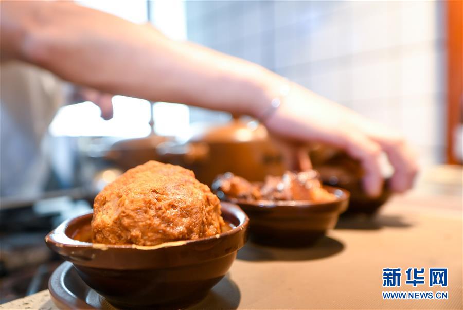 （在習(xí)近平新時(shí)代中國特色社會(huì)主義思想指引下&mdash;&mdash;新時(shí)代新作為新篇章&middot;習(xí)近平總書記關(guān)切事&middot;圖文互動(dòng)）（7）珍惜盤中餐，狠剎浪費(fèi)風(fēng)&mdash;&mdash;各地積極行動(dòng)堅(jiān)決制止餐飲浪費(fèi)