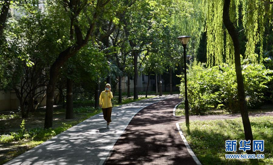 （總書記推動的改革身邊事&middot;文化改革篇）（3）特寫：&ldquo;生活便利了，環(huán)境變美了，人也舒心了&rdquo; &mdash;&mdash;感受基層文明實踐站里的惠民服務(wù)