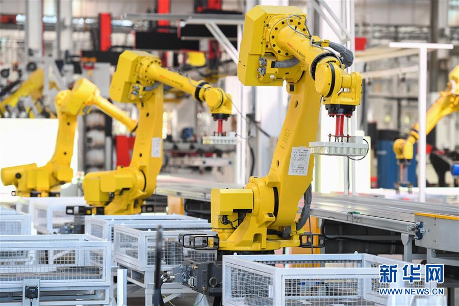 (在習(xí)近平新時(shí)代中國(guó)特色社會(huì)主義思想指引下——新時(shí)代新作為新篇章·習(xí)近平總書記關(guān)切事·圖文互動(dòng))(7)推動(dòng)高質(zhì)量發(fā)展 “湘”當(dāng)有作為