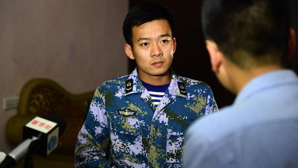 90后潛水員官東：&ldquo;在最危急的那一刻，我只想著趕緊救人&rdquo;