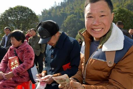 &ldquo;脫貧后，我們分紅了！&rdquo;