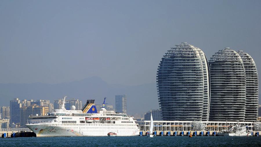 春潮拍岸千帆進(jìn)&mdash;&mdash;海南特區(qū)改革開放30年紀(jì)實