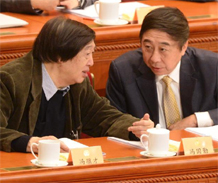 馮鞏、馮驥才出席政協(xié)全體會議