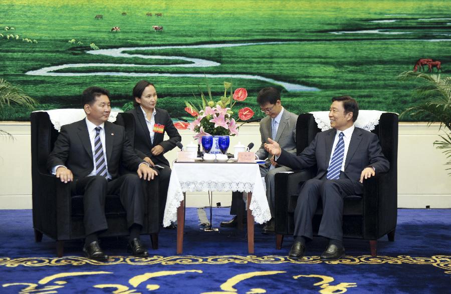 李源潮會(huì)見(jiàn)蒙古人民黨總書記