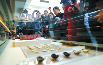 故宮養(yǎng)心殿寶匣里藏著啥寶貝？