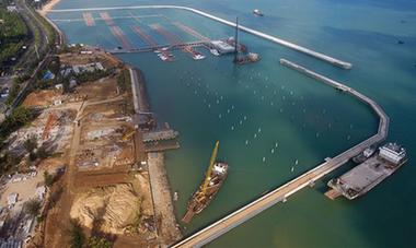 ?？趪?guó)家帆船帆板基地公共碼頭海上主體工程即將投入使用
