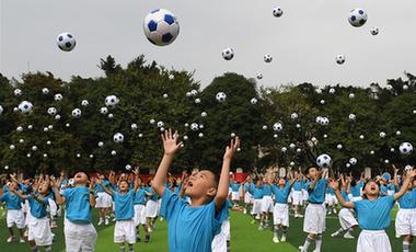 到校園去！國產(chǎn)體育品牌的&ldquo;市場下沉&rdquo;之路走得順暢嗎？