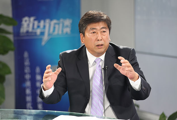 最根本的就是錢從哪里來、人往哪里去。