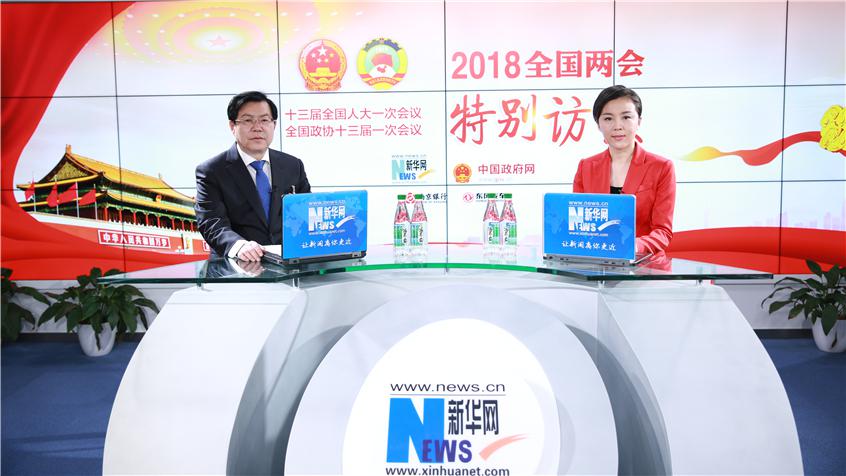 曾文明：推動(dòng)各方力量向脫貧攻堅(jiān)聚合，堅(jiān)決打贏脫貧攻堅(jiān)硬仗