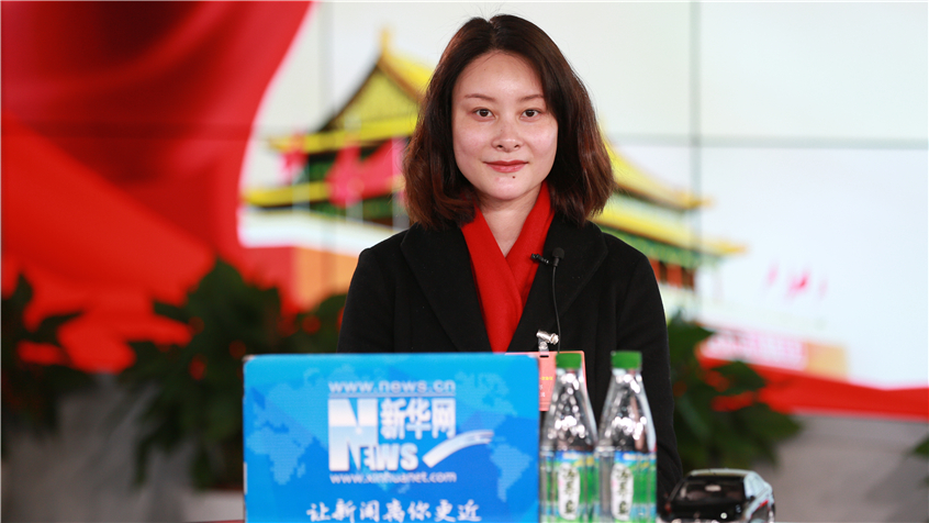 曾娜：推進產(chǎn)業(yè)培育 以&ldquo;一村一品&rdquo;發(fā)展思路走精準扶貧的產(chǎn)業(yè)致富路