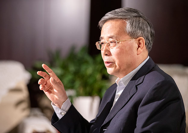 爭取三年以后，銀行業(yè)對民營企業(yè)的貸款占新增公司類貸款的比例不低于50%