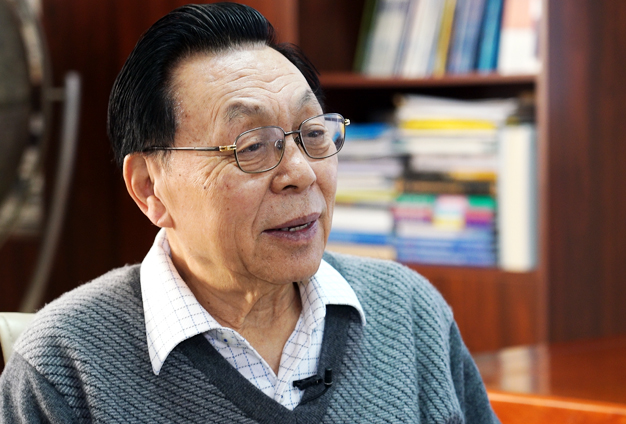 找到更古老的巖石，把月球的歷史理解得更完全