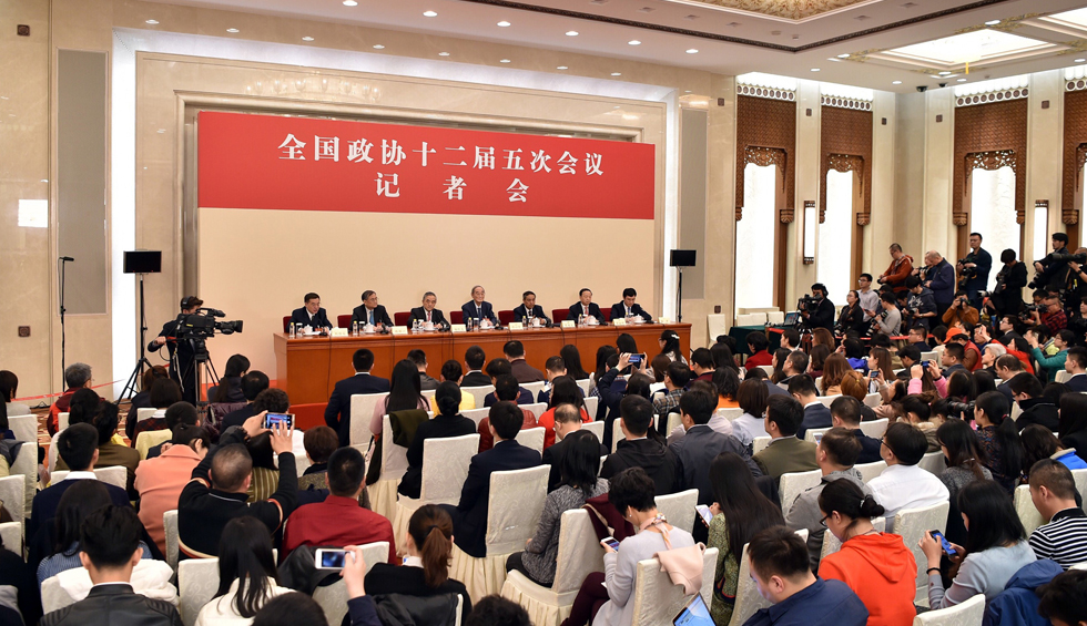 回放:政協(xié)委員談促進經(jīng)濟平穩(wěn)健康發(fā)展