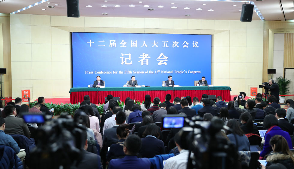 回放:財政部就“財政工作和財稅改革”答問