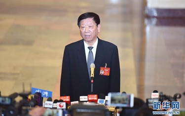 尹蔚民：如何確保新增就業(yè)目標實現(xiàn)？