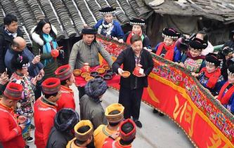 新起點(diǎn)，書(shū)寫(xiě)新時(shí)代的新答卷&mdash;&mdash;從2018年全國(guó)兩會(huì)看決勝全面建成小康社會(huì)