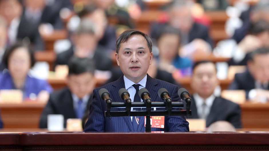 重慶醫(yī)科大學附屬第二醫(yī)院院長，重慶黨外知識分子聯(lián)誼會副會長 任紅