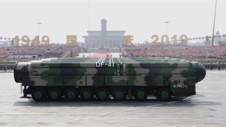 300秒回顧國慶70周年大閱兵！東風-41、殲-20震撼亮相