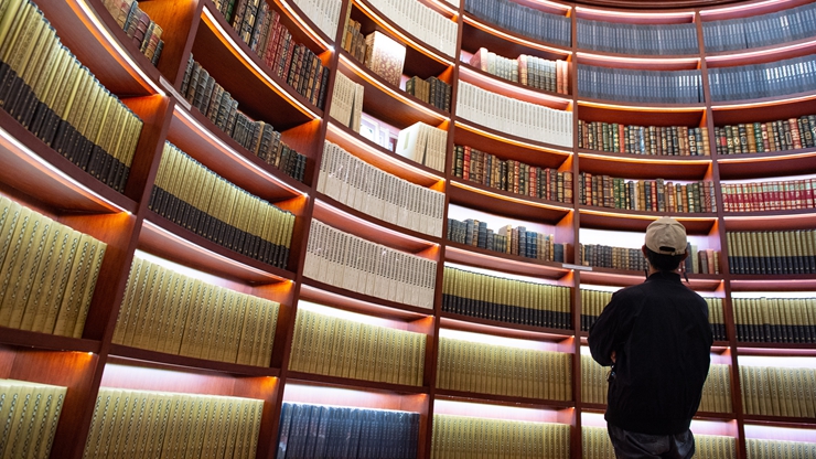 新華社評論員：弘揚核心價值，堅定文化自信