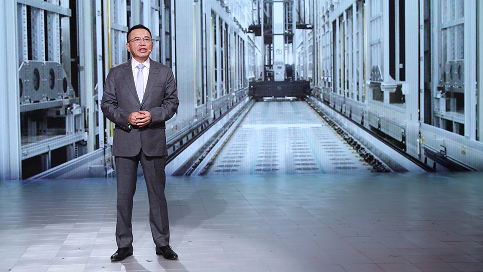 TCL創(chuàng)始人、董事長(zhǎng)李東生