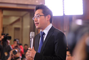 經(jīng)濟(jì)日?qǐng)?bào)、中國經(jīng)濟(jì)網(wǎng)記者提問