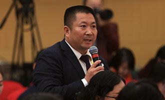 香港經(jīng)濟導報記者提問