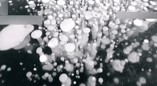 夢(mèng)幻！日本北海道阿寒湖現(xiàn)&ldquo;冰泡&rdquo;&ldquo;霜花&rdquo;奇景