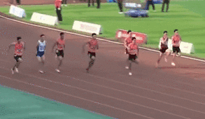 9秒98！蘇炳添創(chuàng)國內(nèi)男子百米最佳戰(zhàn)績(jī)