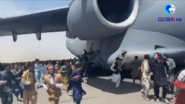 全球連線丨慘劇！喀布爾機(jī)場(chǎng)現(xiàn)場(chǎng)