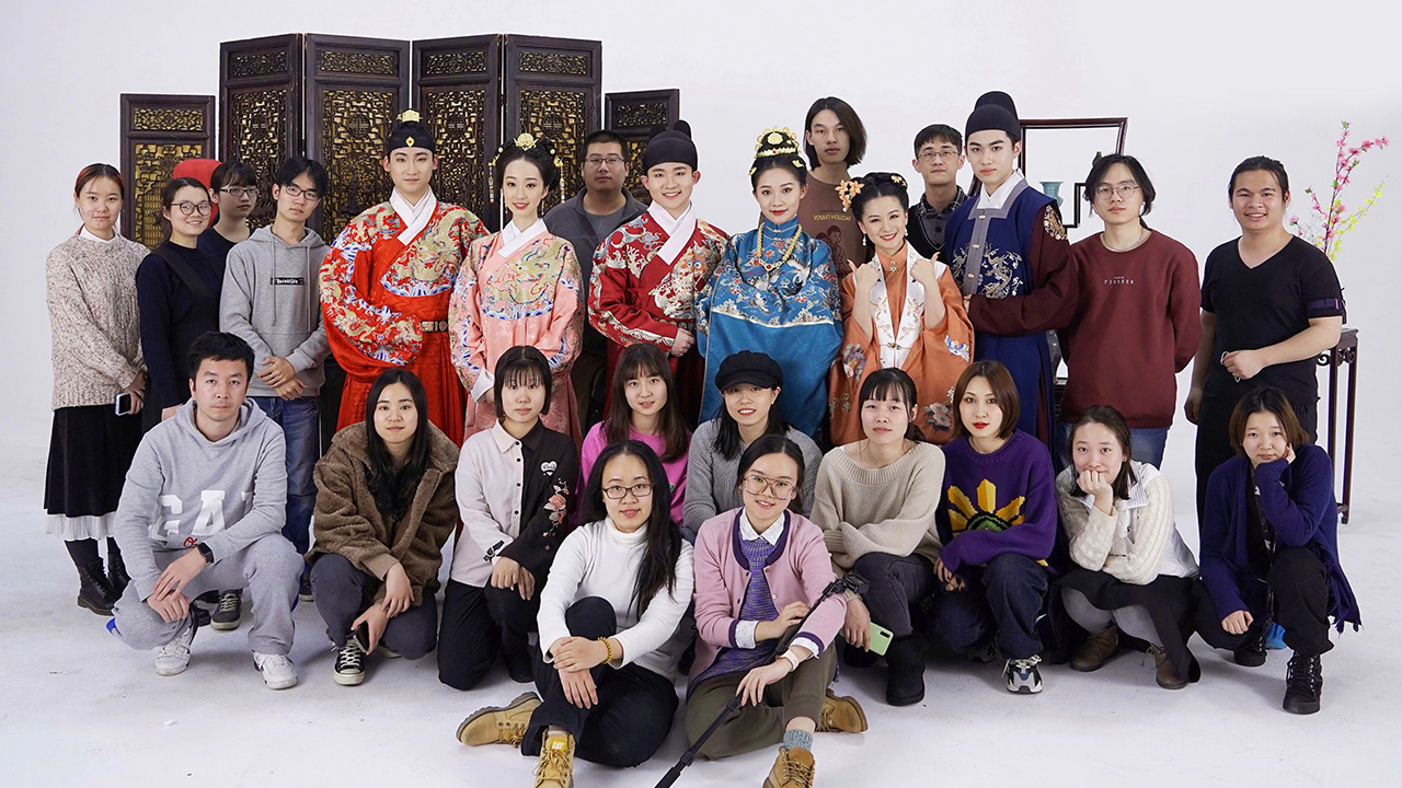 追夢中國人|維京：漢服春晚，一個講了十年的故事