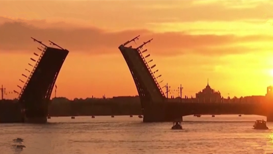 規(guī)?？涨?俄羅斯海軍節(jié)舉行閱兵彩排