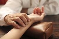 【健康解碼】中醫(yī)藥如何治療股骨頭壞死？