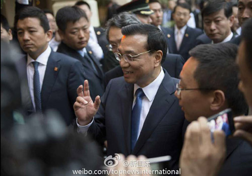 李克強：在非中企了解當?shù)匚幕拍茉「?。圖片來源：&ldquo;新國際&rdquo;微博。