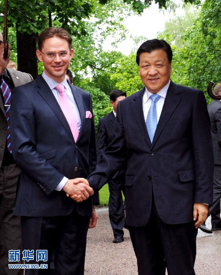 6月12日，中共中央政治局常委、中央書記處書記劉云山在赫爾辛基會見芬蘭總理卡泰寧。 新華社記者饒愛民攝